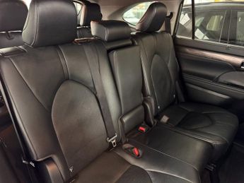 TOYOTA HIGHLANDER 2.5 VVT-h Excel SUV 5dr Petrol Hybrid CVT 4WD Euro 6 (s/s) (248 