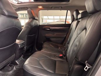 TOYOTA HIGHLANDER 2.5 VVT-h Excel SUV 5dr Petrol Hybrid CVT 4WD Euro 6 (s/s) (248 