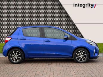 TOYOTA YARIS 1.5 VVT-i Icon Tech Hatchback 5dr Petrol CVT Euro 6 (111 ps)