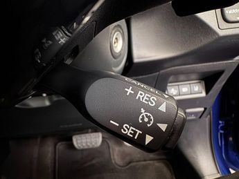 TOYOTA YARIS 1.5 VVT-i Icon Tech Hatchback 5dr Petrol CVT Euro 6 (111 ps)