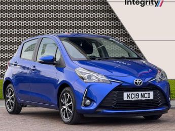 TOYOTA YARIS 1.5 VVT-i Icon Tech Hatchback 5dr Petrol CVT Euro 6 (111 ps)