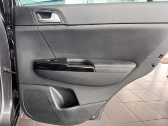 KIA SPORTAGE 1.7 CRDi 3 SUV 5dr Diesel DCT Euro 6 (s/s) (139 bhp)