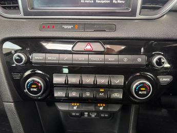 KIA SPORTAGE 1.7 CRDi 3 SUV 5dr Diesel DCT Euro 6 (s/s) (139 bhp)