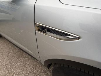 JAGUAR E-PACE 2.0 D180 S SUV 5dr Diesel Auto AWD Euro 6 (s/s) (180 ps)