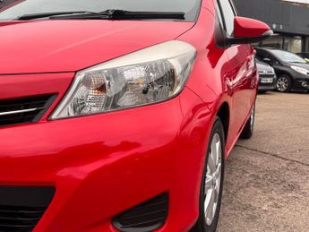 TOYOTA YARIS 1.33 Dual VVT-i TR Hatchback 5dr Petrol Multidrive S Euro 5 (101