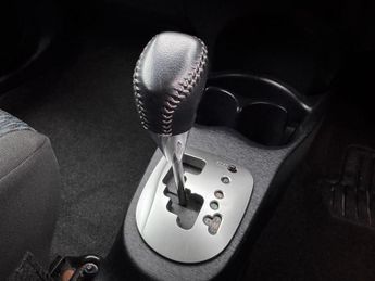 TOYOTA YARIS 1.33 Dual VVT-i TR Hatchback 5dr Petrol Multidrive S Euro 5 (101