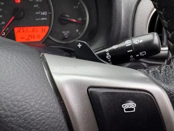TOYOTA YARIS 1.33 Dual VVT-i TR Hatchback 5dr Petrol Multidrive S Euro 5 (101
