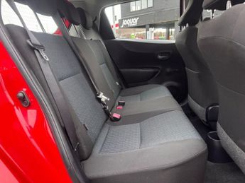 TOYOTA YARIS 1.33 Dual VVT-i TR Hatchback 5dr Petrol Multidrive S Euro 5 (101
