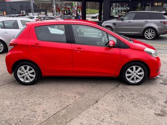 TOYOTA YARIS 1.33 Dual VVT-i TR Hatchback 5dr Petrol Multidrive S Euro 5 (101