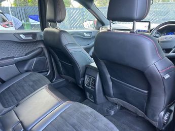 FORD KUGA 2.5 EcoBoost Duratec 14.4kWh ST-Line SUV 5dr Petrol Plug-in Hybr