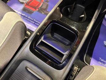 VOLKSWAGEN ID.3 Pro Performance 58kWh Family Hatchback 5dr Electric Auto (204 ps