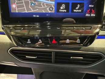 VOLKSWAGEN ID.3 Pro Performance 58kWh Family Hatchback 5dr Electric Auto (204 ps