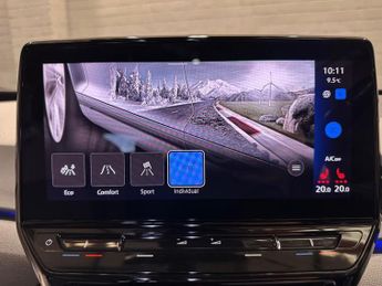 VOLKSWAGEN ID.3 Pro Performance 58kWh Family Hatchback 5dr Electric Auto (204 ps