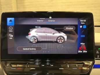 VOLKSWAGEN ID.3 Pro Performance 58kWh Family Hatchback 5dr Electric Auto (204 ps