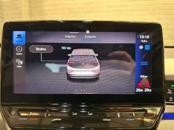 VOLKSWAGEN ID.3 Pro Performance 58kWh Family Hatchback 5dr Electric Auto (204 ps