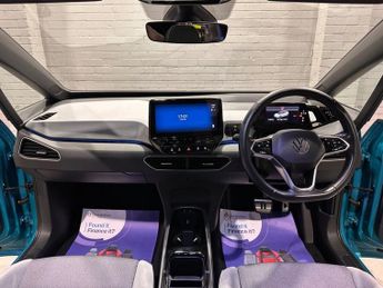 VOLKSWAGEN ID.3 Pro Performance 58kWh Max Hatchback 5dr Electric Auto (204 ps)