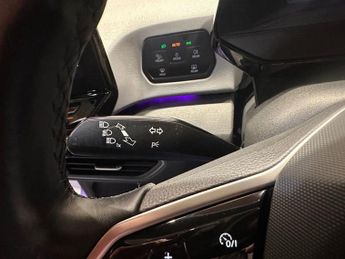 VOLKSWAGEN ID.3 Pro Performance 58kWh Max Hatchback 5dr Electric Auto (204 ps)