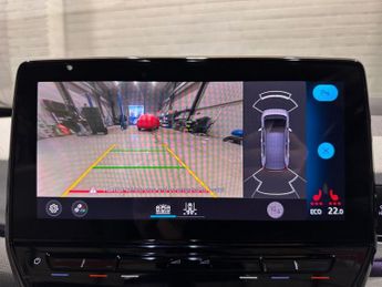 VOLKSWAGEN ID.3 Pro Performance 58kWh Max Hatchback 5dr Electric Auto (204 ps)