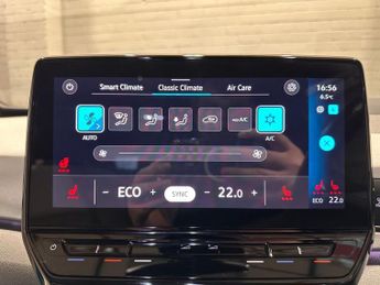 VOLKSWAGEN ID.3 Pro Performance 58kWh Max Hatchback 5dr Electric Auto (204 ps)