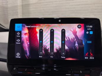 VOLKSWAGEN ID.3 Pro Performance 58kWh Max Hatchback 5dr Electric Auto (204 ps)