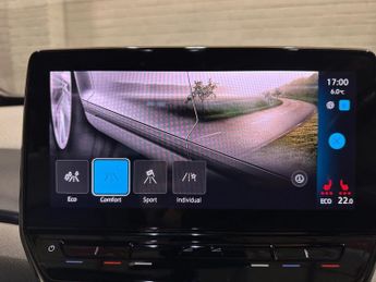 VOLKSWAGEN ID.3 Pro Performance 58kWh Max Hatchback 5dr Electric Auto (204 ps)