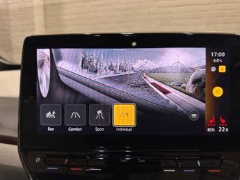 VOLKSWAGEN ID.3 Pro Performance 58kWh Max Hatchback 5dr Electric Auto (204 ps)