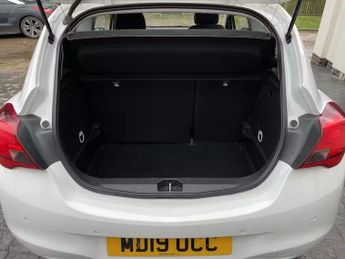 VAUXHALL CORSA 1.4i SE Nav Hatchback 3dr Petrol Auto Euro 6 (90 ps)