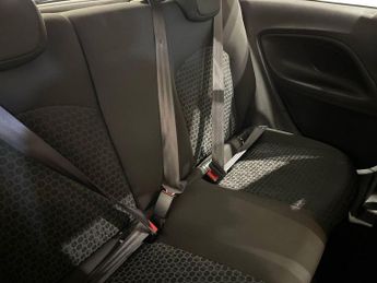 VAUXHALL CORSA 1.4i SE Nav Hatchback 3dr Petrol Auto Euro 6 (90 ps)