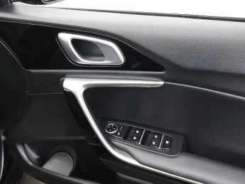 KIA CEED 1.5 T-GDi 3 Hatchback 5dr Petrol Manual Euro 6 (s/s) (158 bhp)