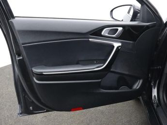 KIA CEED 1.5 T-GDi 3 Hatchback 5dr Petrol Manual Euro 6 (s/s) (158 bhp)