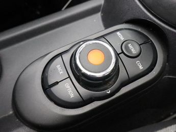 MINI CONVERTIBLE 1.5 Cooper Sport Convertible 2dr Petrol Manual Euro 6 (s/s) (136