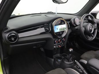 MINI CONVERTIBLE 1.5 Cooper Sport Convertible 2dr Petrol Manual Euro 6 (s/s) (136