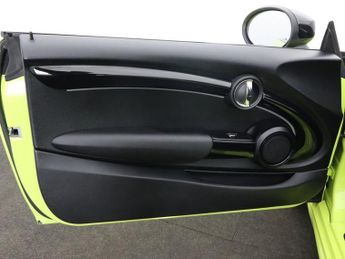 MINI CONVERTIBLE 1.5 Cooper Sport Convertible 2dr Petrol Manual Euro 6 (s/s) (136