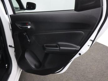 SUZUKI SWIFT 1.2 Dualjet MHEV SZ-L Hatchback 5dr Petrol Hybrid Manual Euro 6 