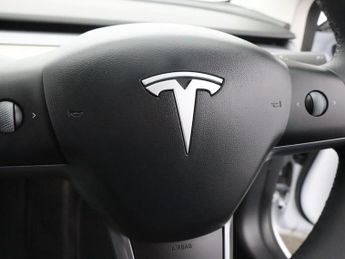 TESLA Model 3 (Dual Motor) Long Range Saloon 4dr Electric Auto 4WDE (346 ps)