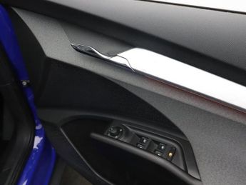 SKODA ENYAQ IV 62kWh 60 SUV 5dr Electric Auto (DC120kW) (179 ps)