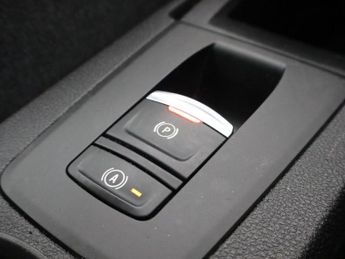 RENAULT ZOE R135 EV50 52kWh Iconic Hatchback 5dr Electric Auto (Rapid Charge