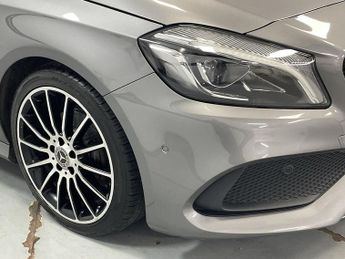 MERCEDES-BENZ A-CLASS 2.1 A200d WhiteArt Hatchback 5dr Diesel 7G-DCT Euro 6 (s/s) (136