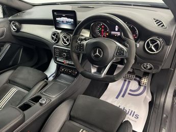 MERCEDES-BENZ A-CLASS 2.1 A200d WhiteArt Hatchback 5dr Diesel 7G-DCT Euro 6 (s/s) (136