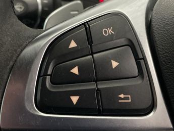 MERCEDES-BENZ A-CLASS 2.1 A200d WhiteArt Hatchback 5dr Diesel 7G-DCT Euro 6 (s/s) (136