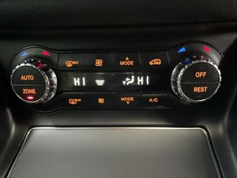 MERCEDES-BENZ A-CLASS 2.1 A200d WhiteArt Hatchback 5dr Diesel 7G-DCT Euro 6 (s/s) (136