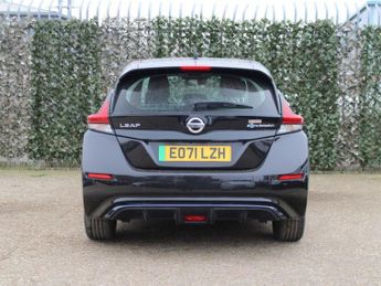 NISSAN LEAF 40kWh Acenta Hatchback 5dr Electric Auto (150 ps)