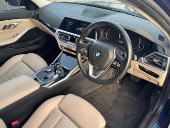 BMW 3 SERIES 2.0 320d Sport Saloon 4dr Diesel Auto xDrive Auto 