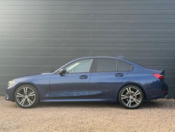 BMW 3 SERIES 2.0 320d Sport Saloon 4dr Diesel Auto xDrive Auto 