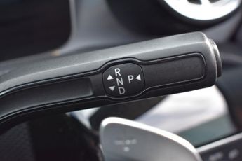 MERCEDES-BENZ A CLASS 1.5 A180d AMG Line (Premium Plus 2) Hatchback 5dr Diesel 7G-DCT 