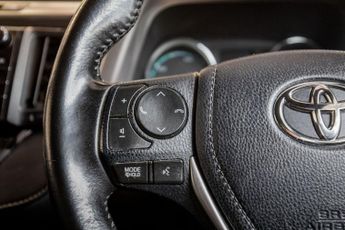 TOYOTA RAV4 2.5 VVT-h Excel SUV 5dr Petrol Hybrid CVT 4WD Euro 6 (s/s) (197 