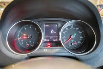 VOLKSWAGEN POLO 1.2 TSI BlueMotion Tech Match Edition Hatchback 5dr Petrol DSG E