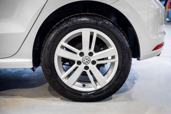 VOLKSWAGEN POLO 1.2 TSI BlueMotion Tech Match Edition Hatchback 5dr Petrol DSG E
