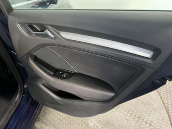AUDI A3 2.0 TDI 35 S line Sportback 5dr Diesel S Tronic Euro 6 (s/s) (15