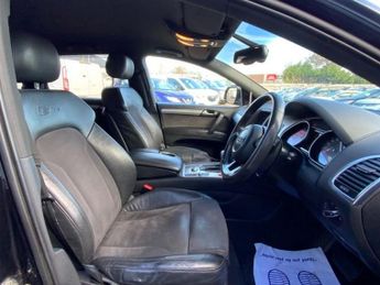 AUDI Q7 3.0 TDI V6 S line SUV 5dr Diesel Tiptronic quattro Euro 5 (s/s) 